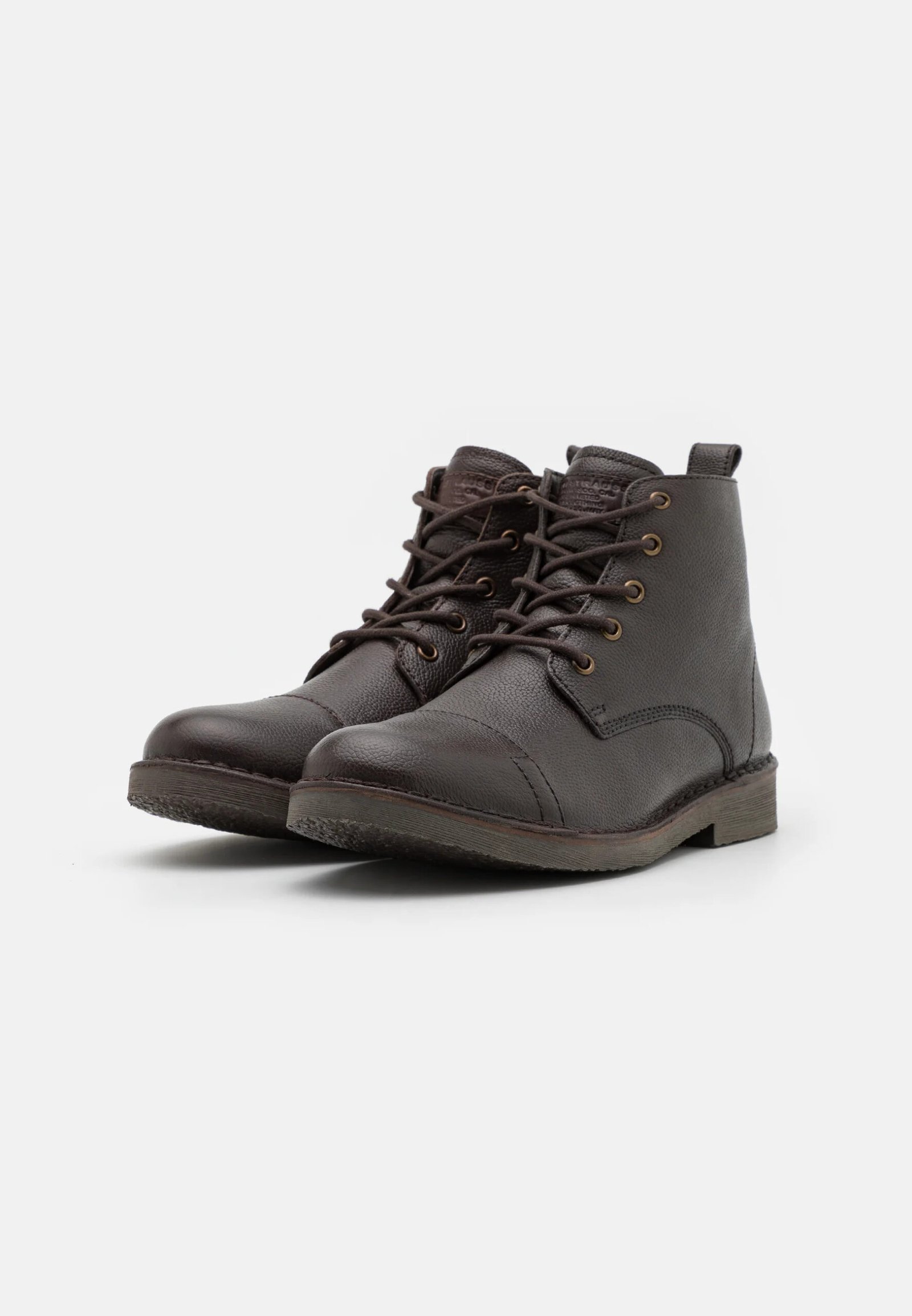 Bota Levi's de atacadores em pele castanha